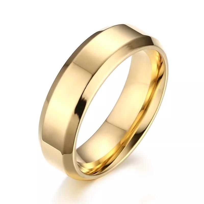 Stainless steel Faceted Wedding Band 6mm Gold Plated