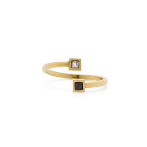 Stainless ST Ring Sq Onyx Crystal Gold Pl - Mimmic Fashion Jewelry
