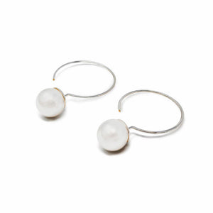 Thin C Hoop with Pearl Rhodium Plated - Mimmic Fashion Jewelry